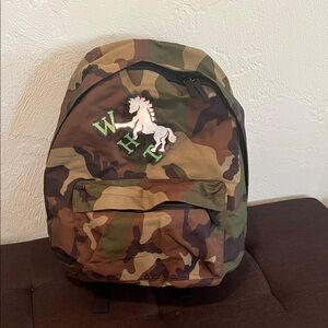 ( 0317) Unisex Camouflage Laptop 13 in. Backpack with Embroidered Logo WHT Horse